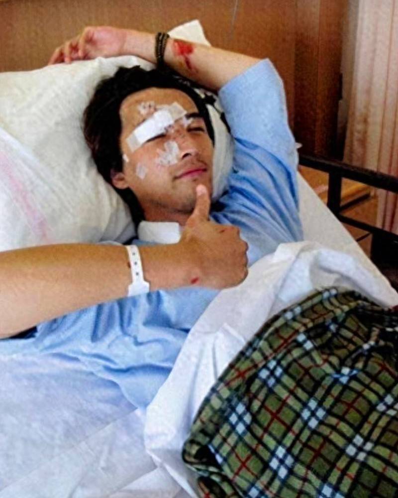 胡歌又“发疯”？看“内娱活人”这些年干的事 37