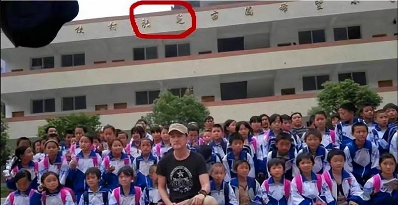 胡歌又“发疯”？看“内娱活人”这些年干的事 42